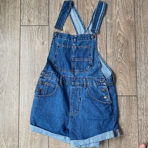 Free people ziggy overall short like new!! Super soft!